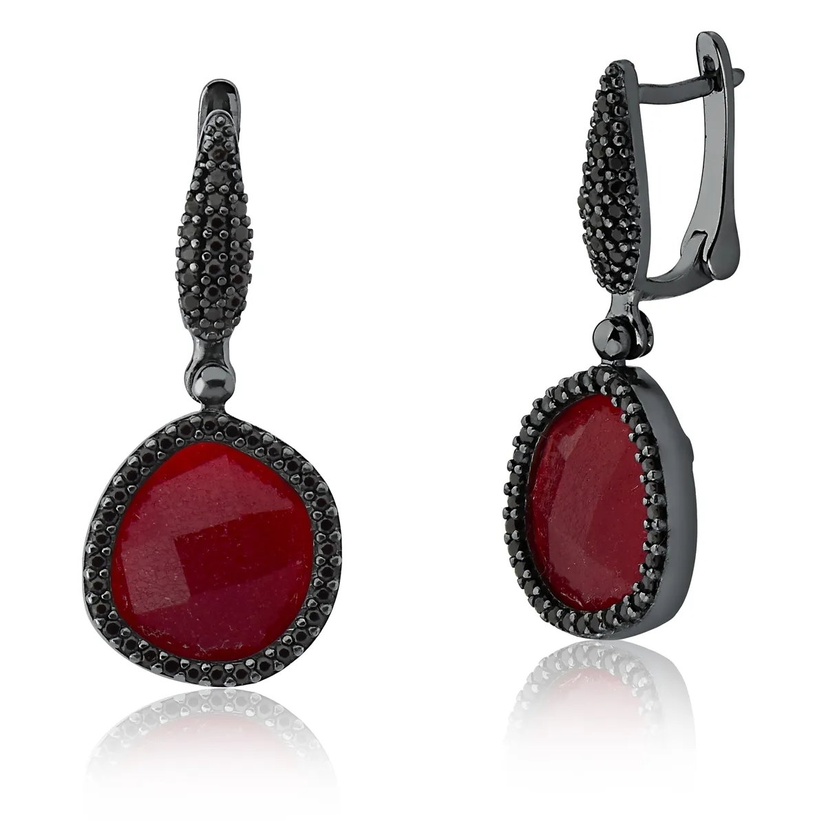 BRINCO DE PRATA 925 RÓDIO NEGRO COM ESPINÉLIOS E PEDRA NEFRITA VERMELHA-COLEÇÃO BRONX