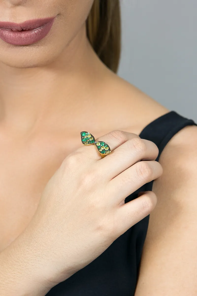 Anel de Ouro 18k com Peridoto e Esmeralda
