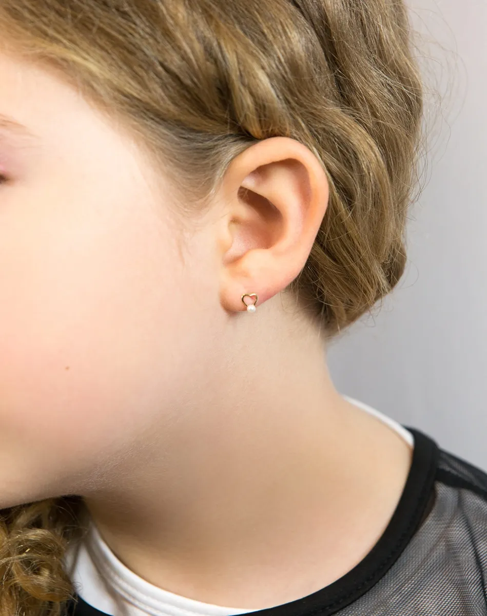 Brinco Infantil de Ouro 18k Coração Vazado com Pérola