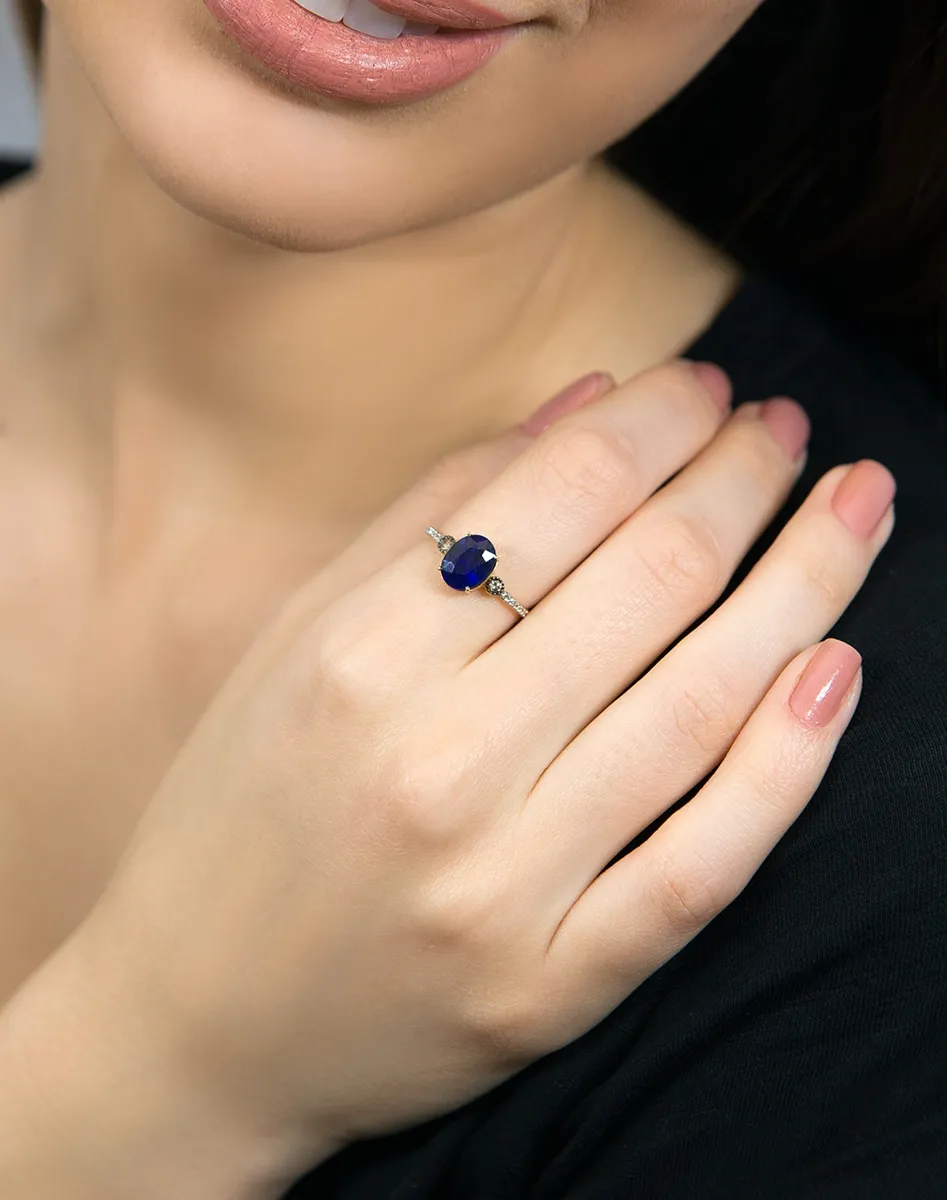 ANEL DE OURO 18K COM SAFIRA