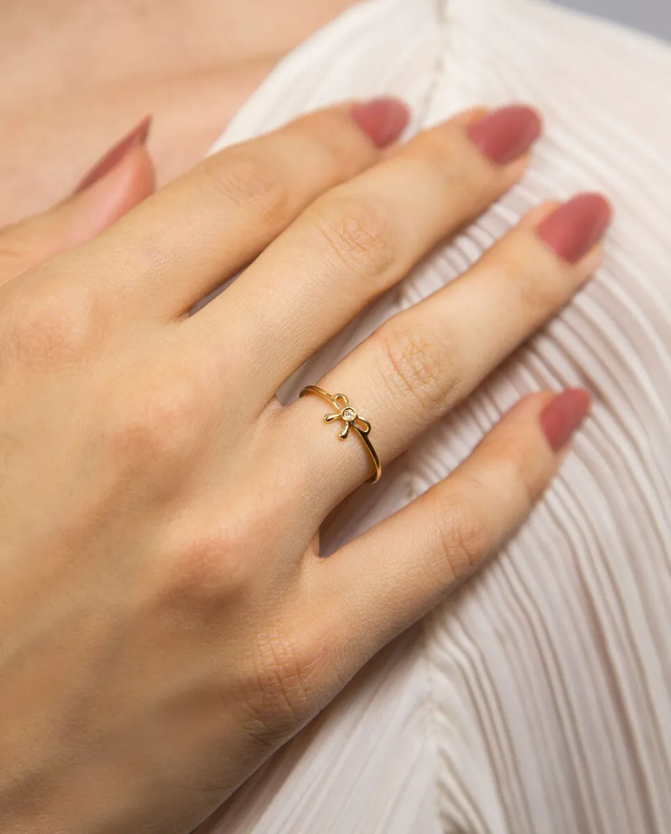 Anel laço vazado ouro 18k com 1,4pts de Diamantes Coleção Laços