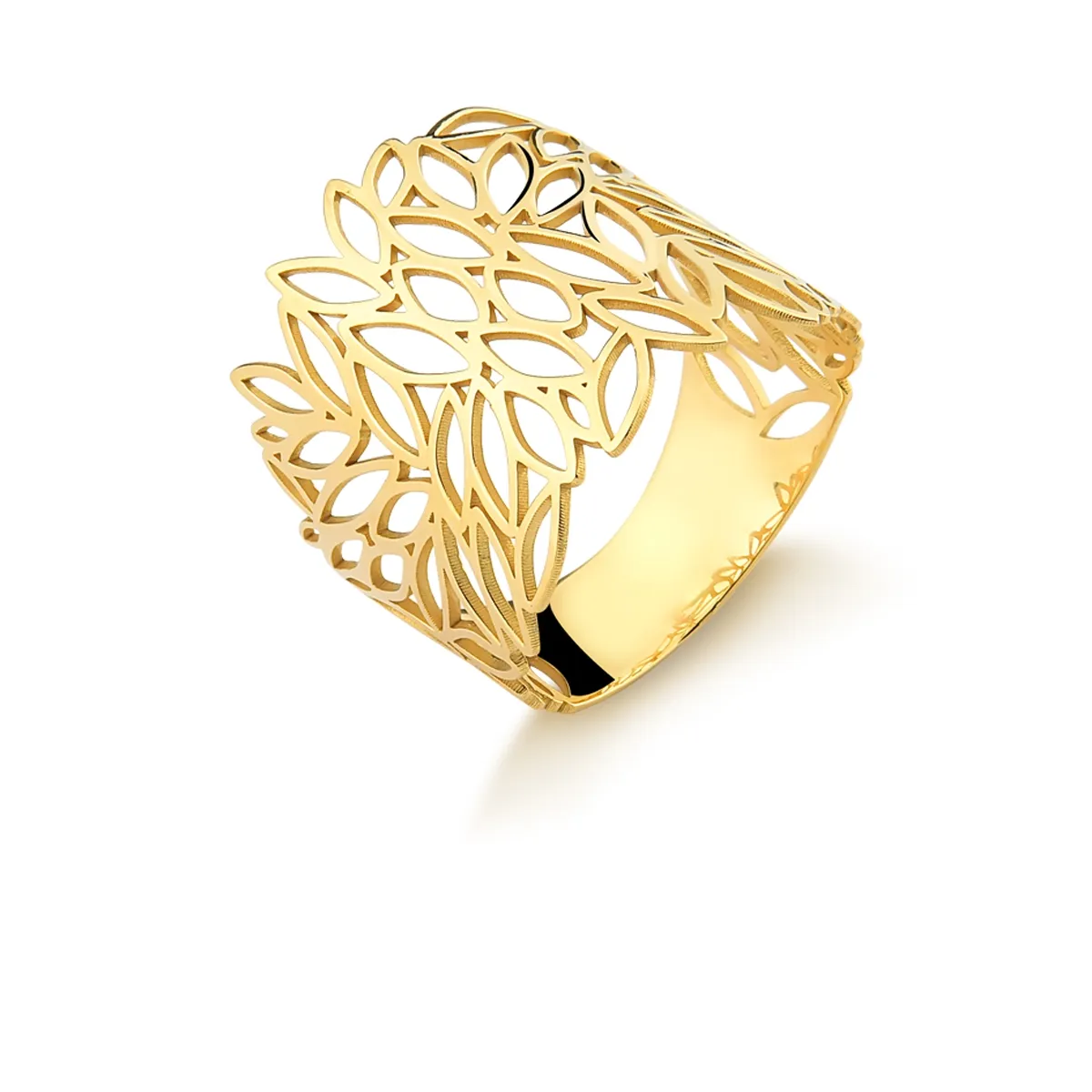 ANEL DE OURO 18K  ARO LARGO DE FOLHAS VAZADO