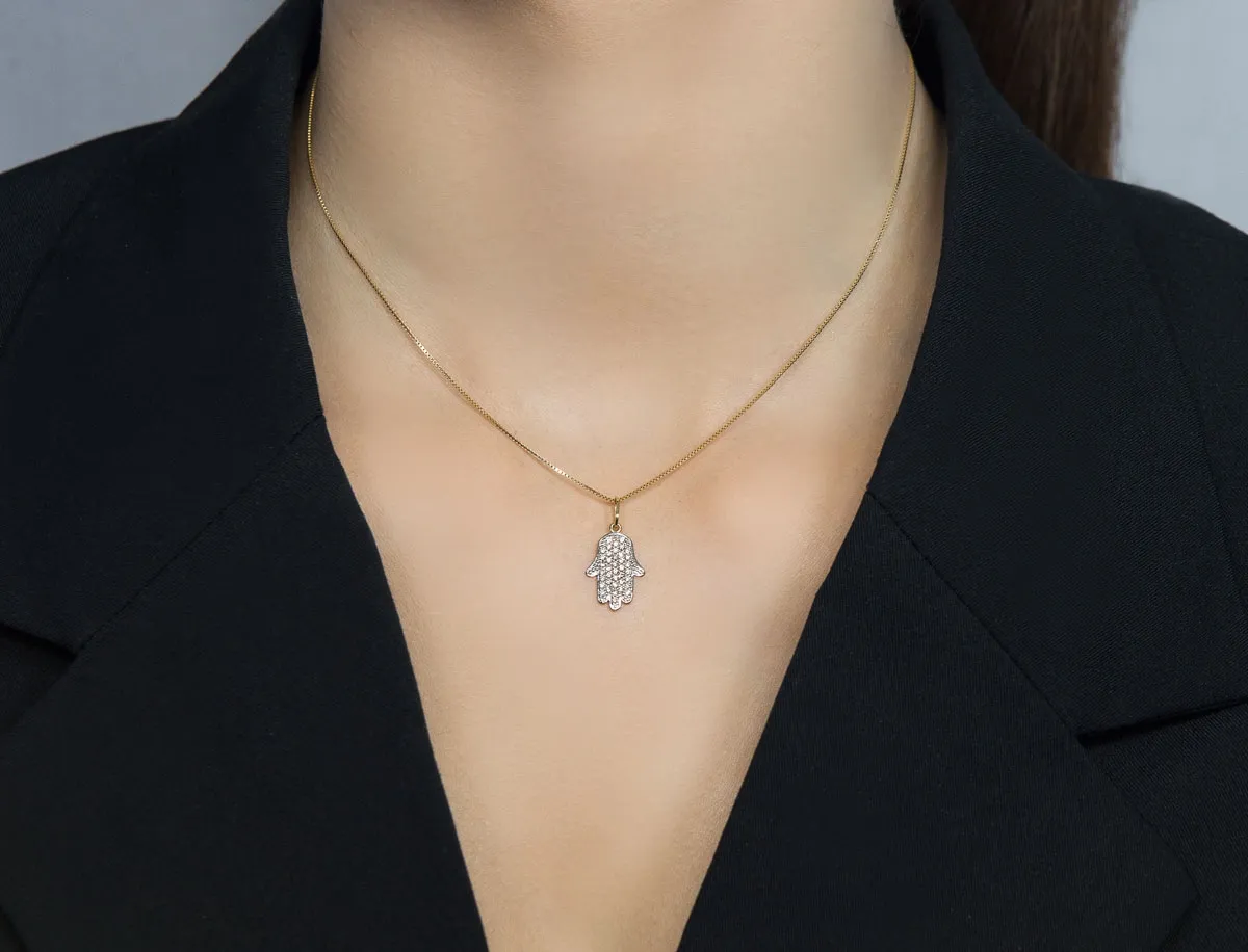 Pingente de Ouro 18k mão de fátima com 19,5pts de diamantes