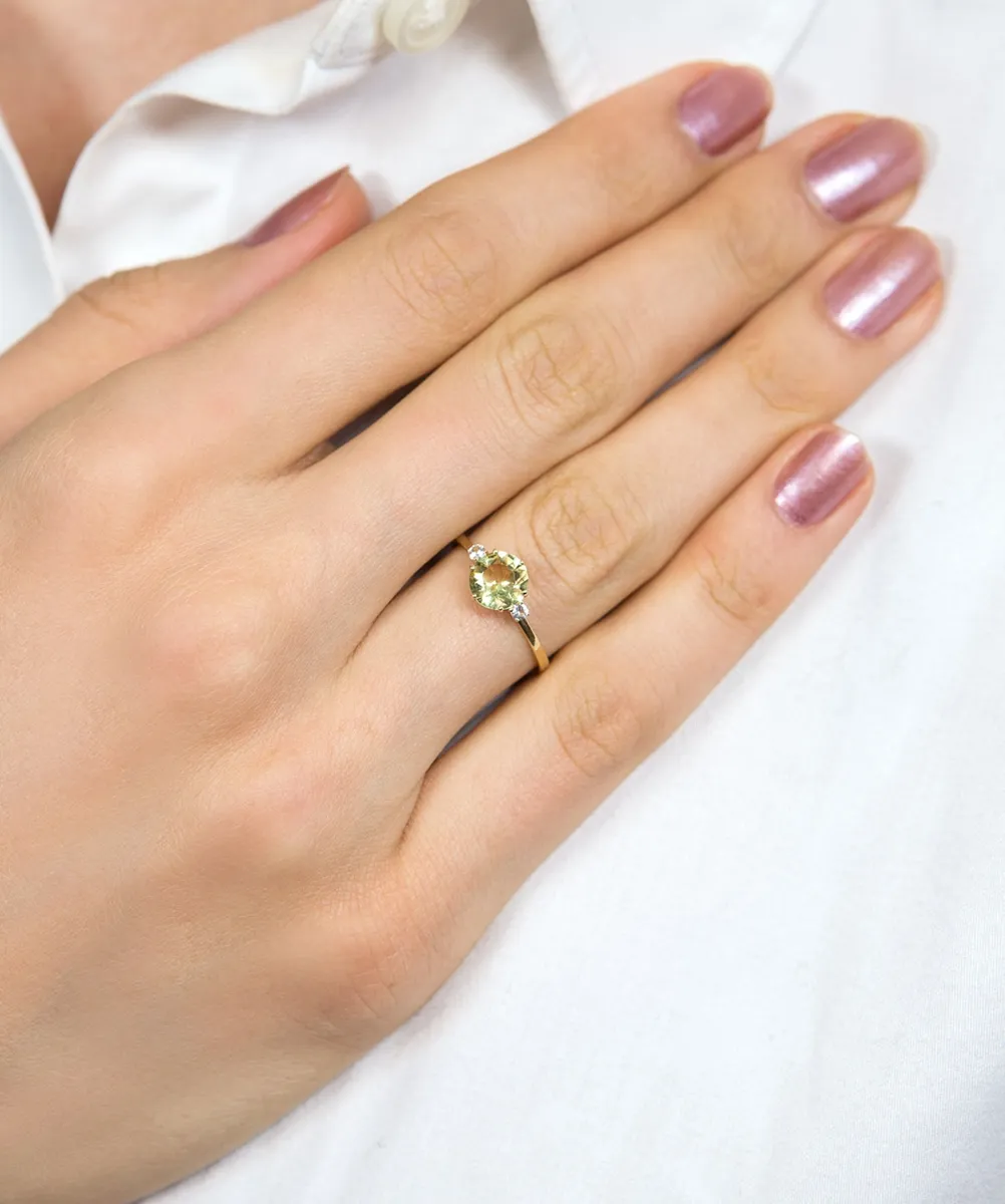 Anel de Ouro 18k aro com green gold e topázio branco