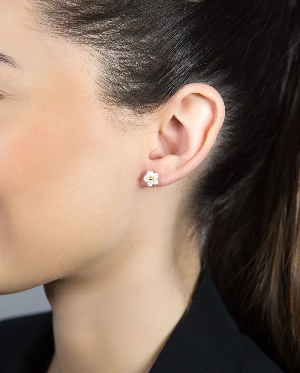 Brinco de Ouro 18k flor de madrepérola