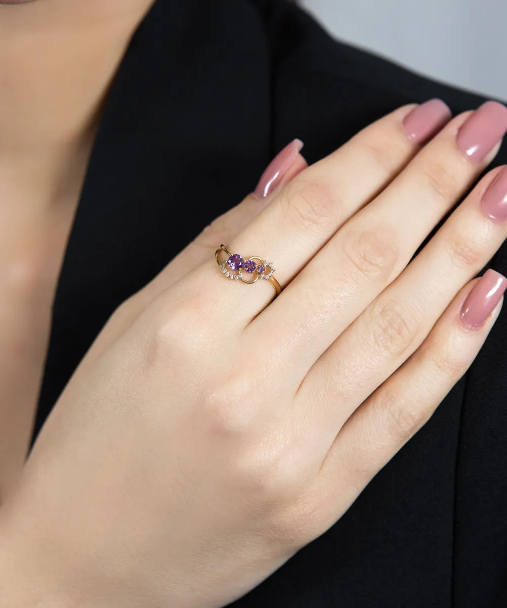 Anel de Ouro 18k com gema ametista e 3,9pts de diamantes