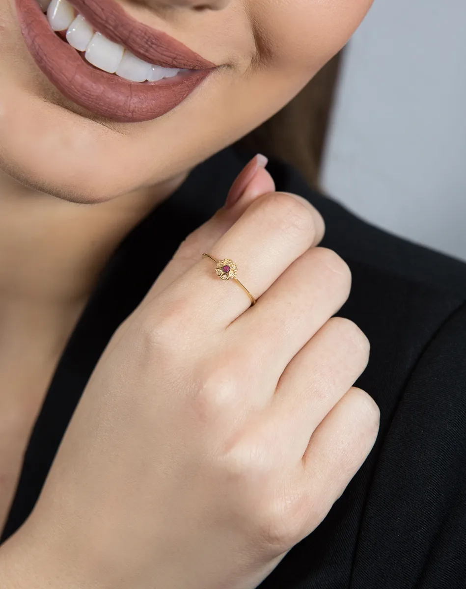 Anel de Ouro 18k flor com rubi e 1,8pts de diamantes