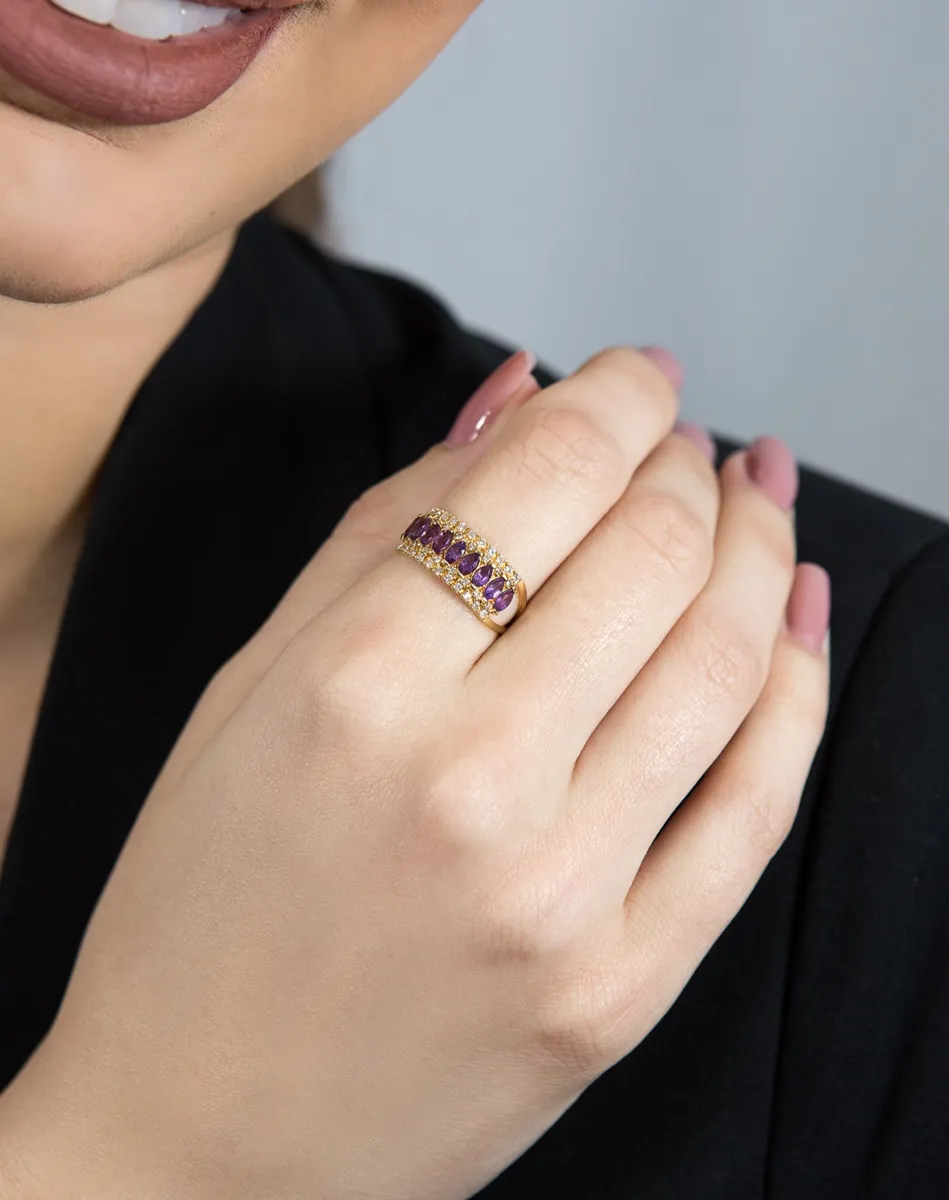 Anel de Ouro 18k meia aliança com gemas de ametista e 23,4pts de diamantes