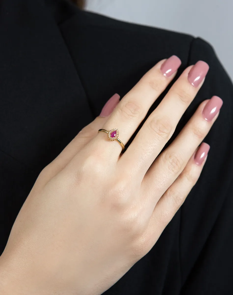 Anel de Ouro 18k gota de rubi com 5,7pts de diamantes