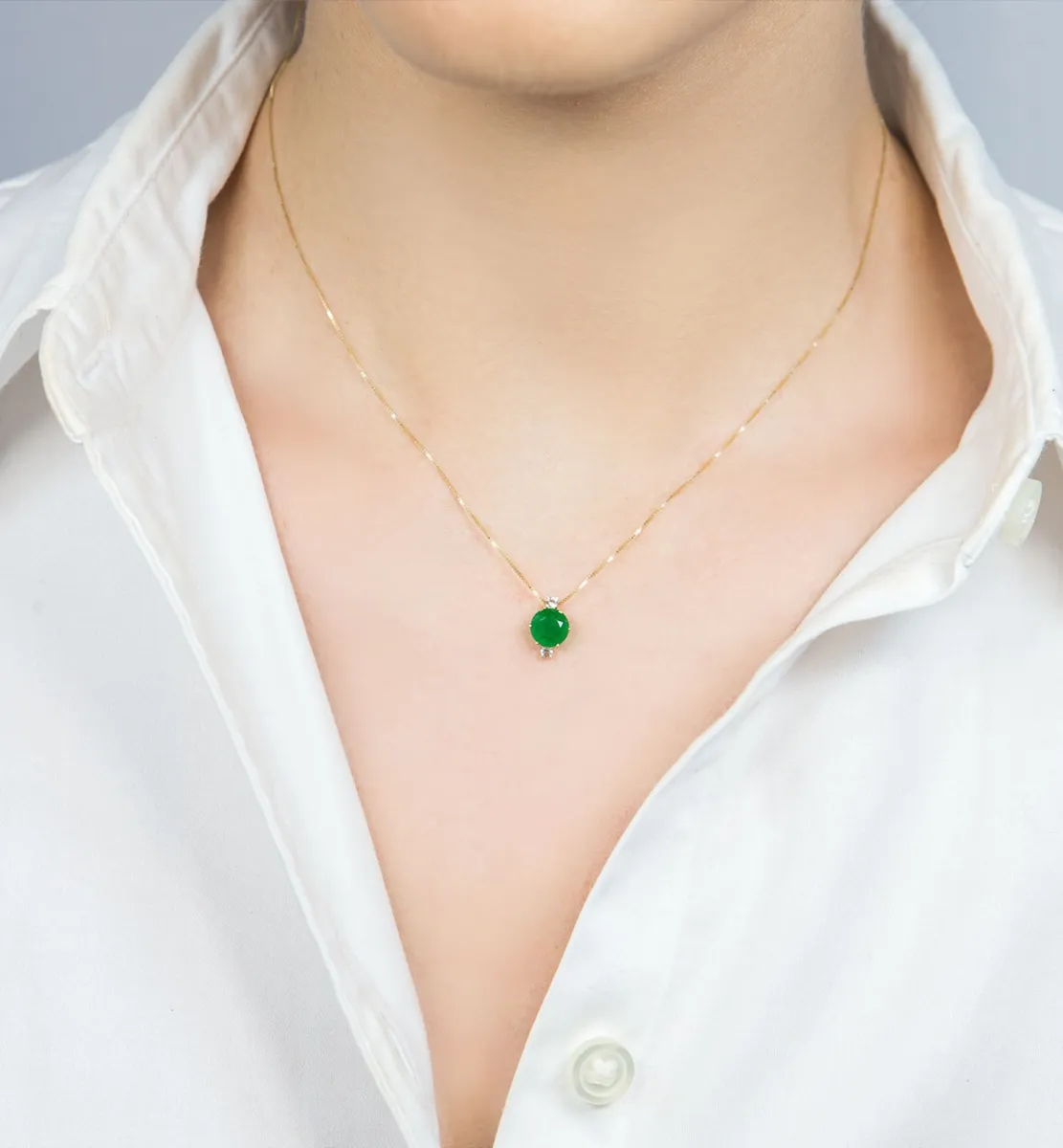 Colar de Ouro 18k com jade verde e topázio branco-45cm