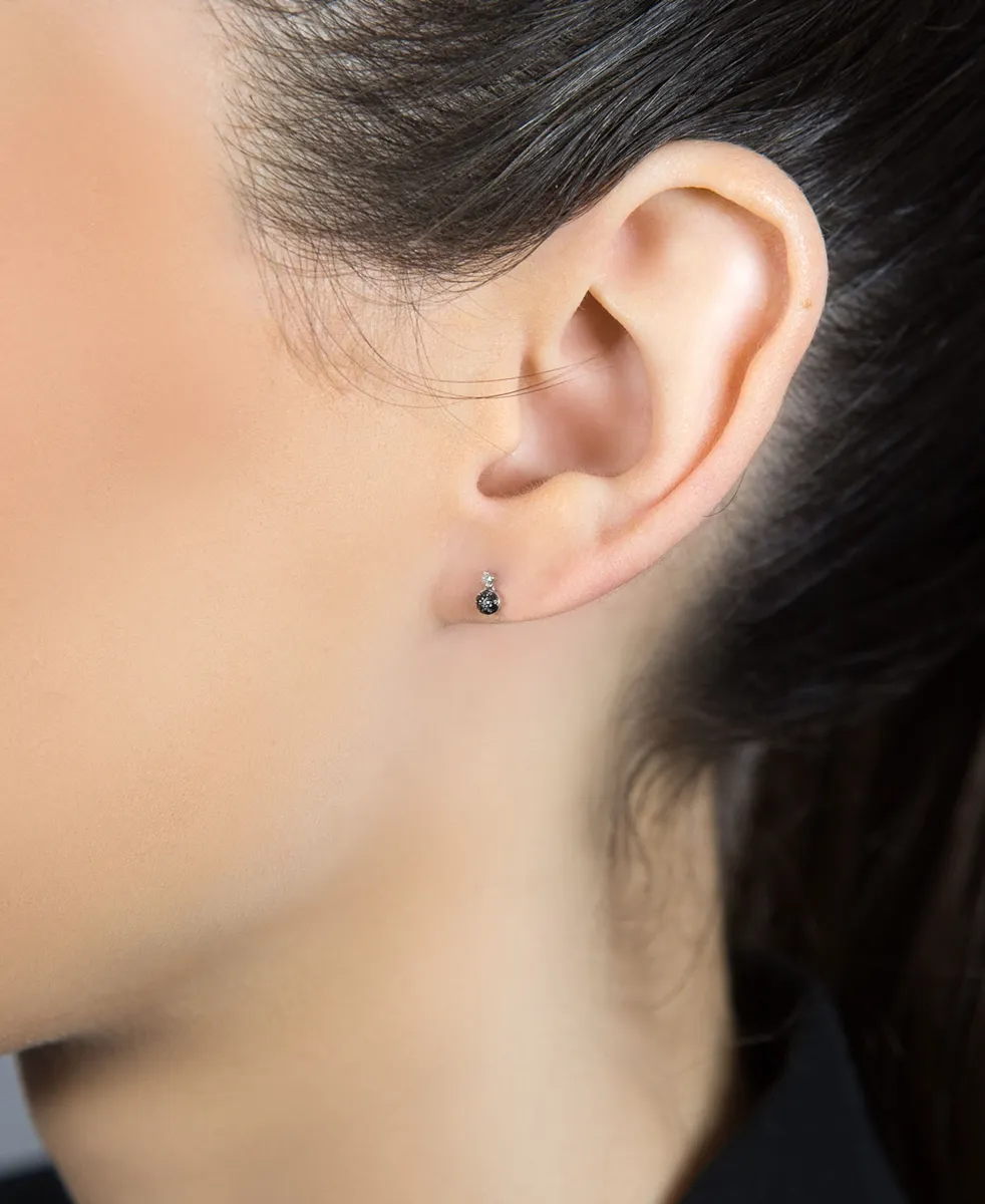 Brinco de Ouro branco 18k com 6,4pts de diamantes negros e brancos