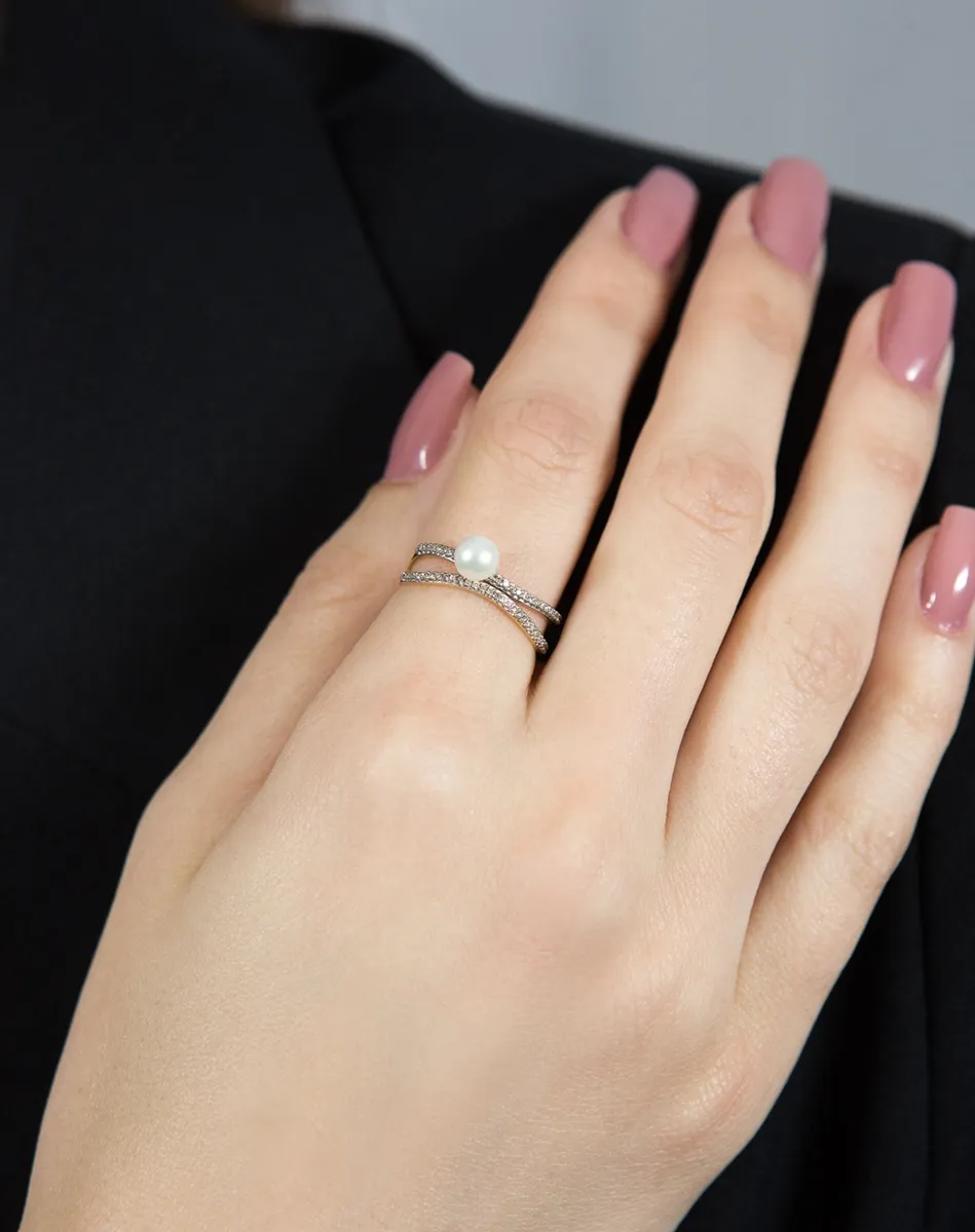 Anel de Ouro 18k aros vazados com 25,9pts de diamantes e pérola