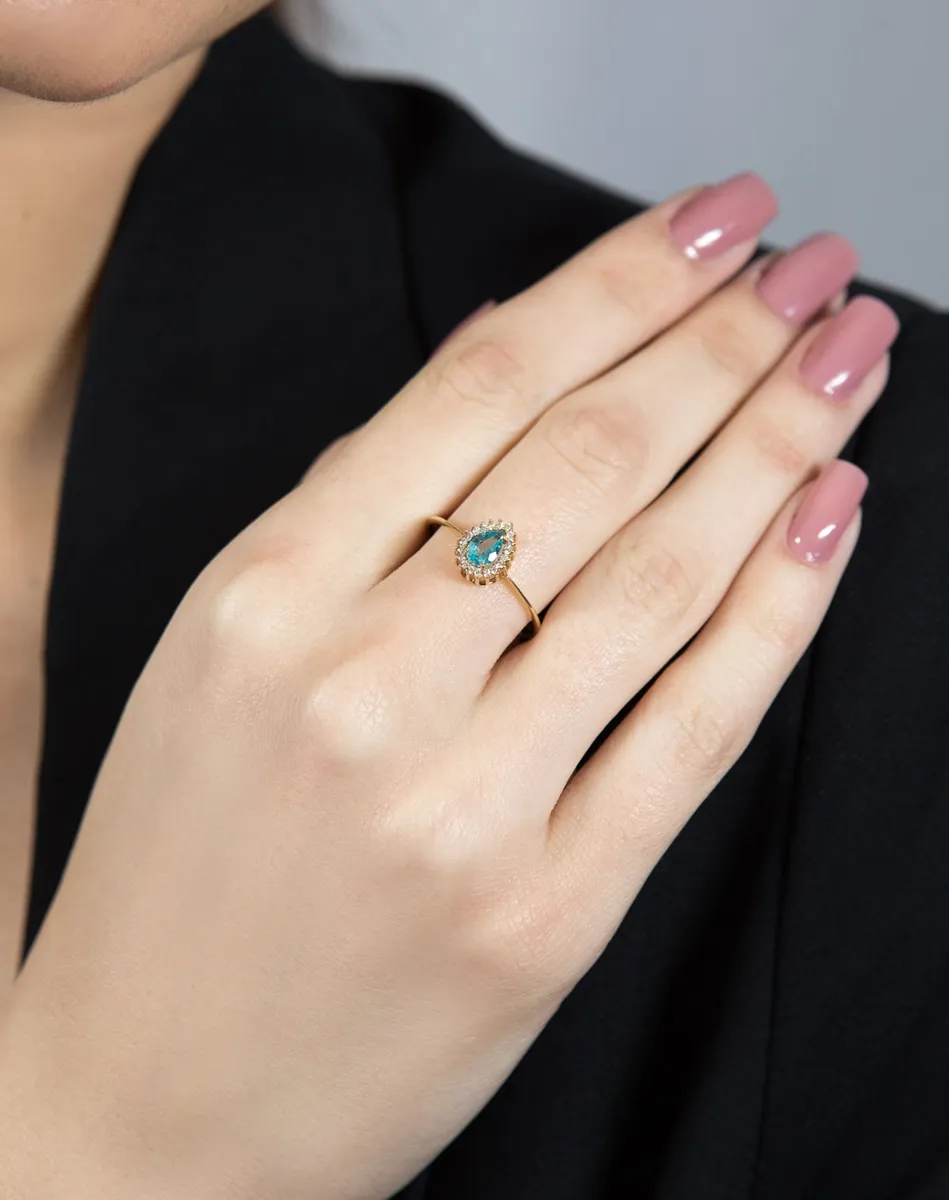 Anel de Ouro 18k com gota de apatita e 9,5pts de diamantes