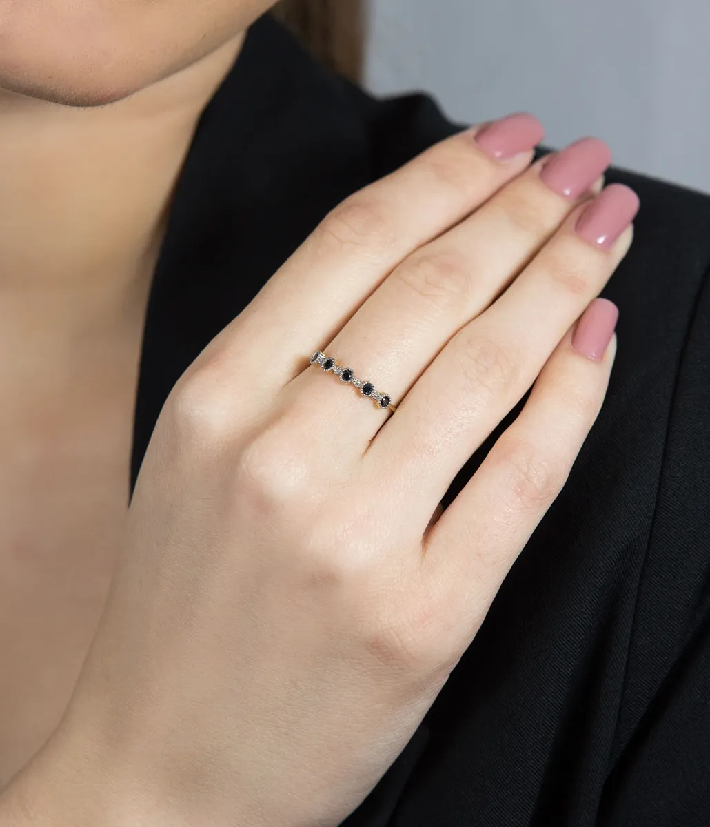 Anel de Ouro 18k meia aliança com gemas de espinélios