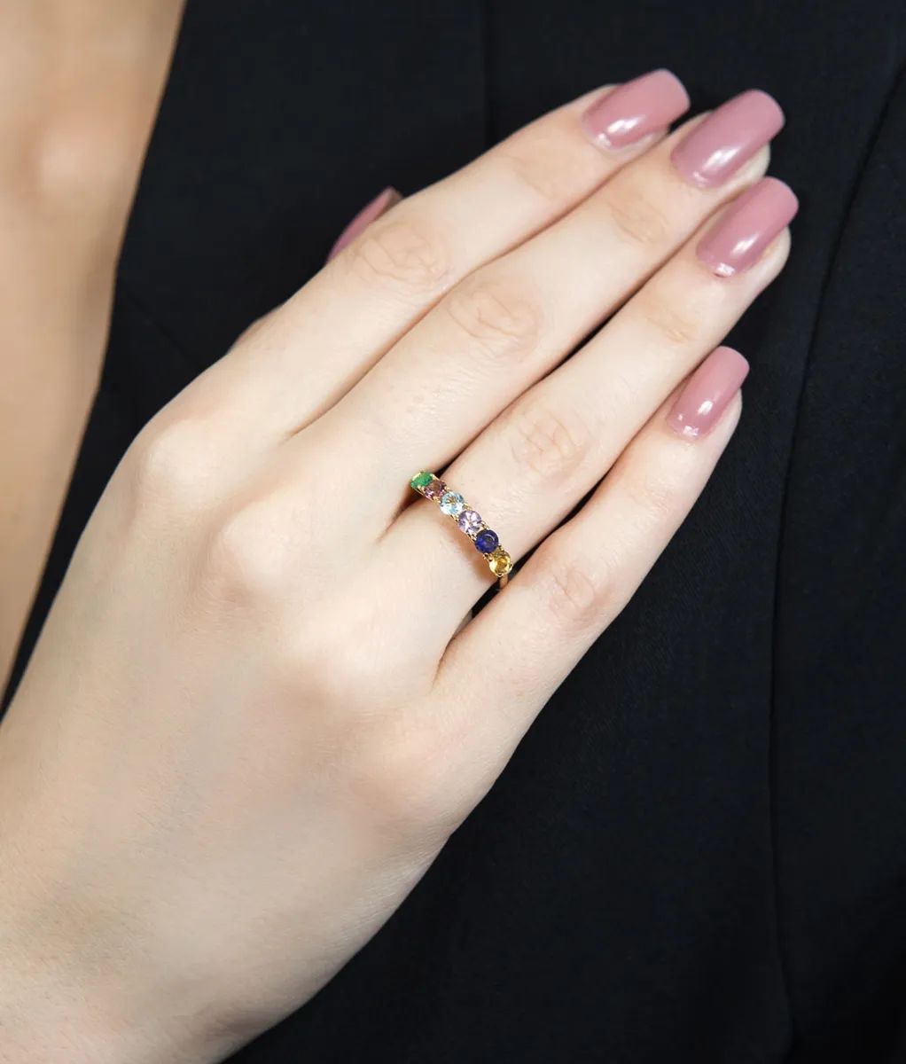 Anel de Ouro 18k meia aliança de gemas oriental e brasileiras