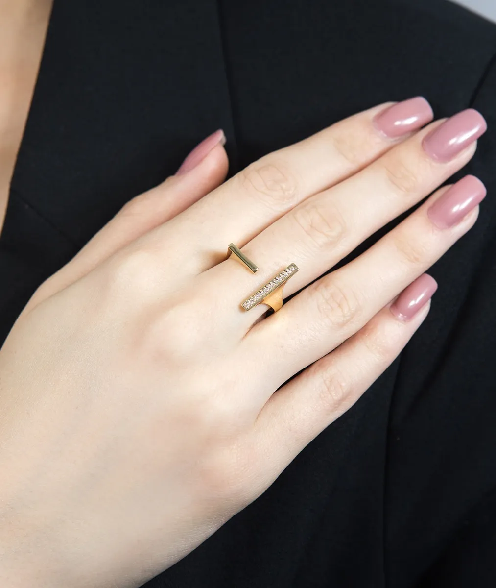 Anel de Ouro 18k aro aberto com 7,5pts de diamantes