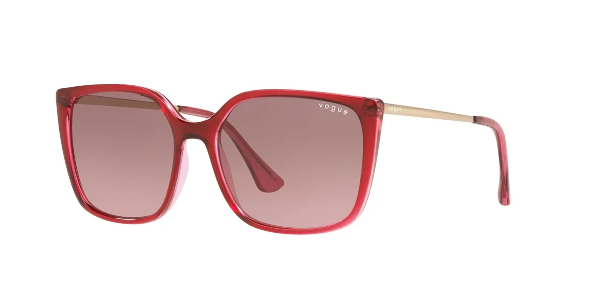 Óculos de Sol Vogue 0VO5353SL 28731454 Acetato Vermelho Transparente com lentes na cor Marrom Degradê