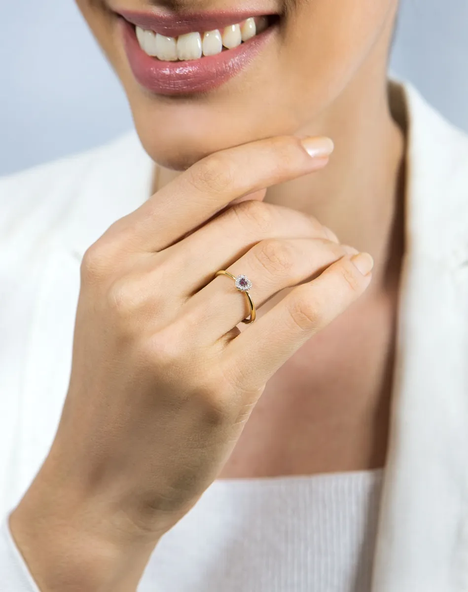Anel de Ouro 18k coração de Rubis e Diamantes