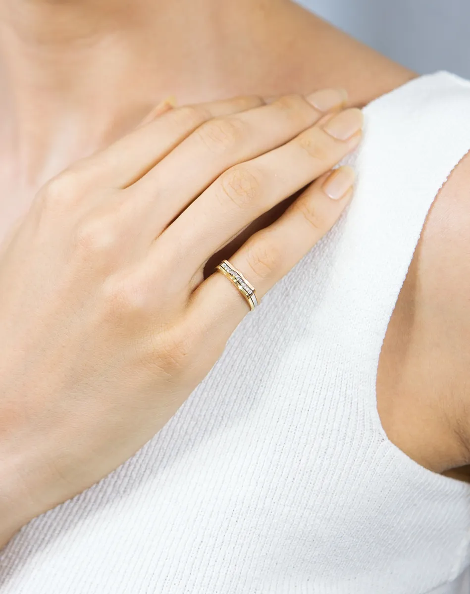 Anel de Ouro 18k  modelo cartier com 5,5pts de Diamantes