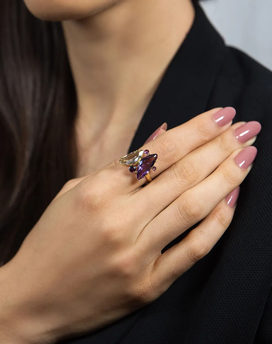 Anel de Ouro 18k aro com mix de Gemas brasileiras