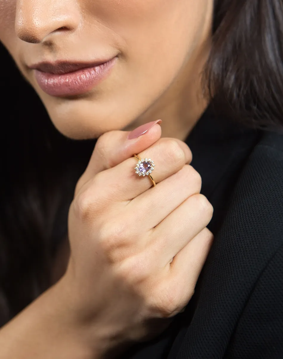 Anel de Ouro 18k gota oval de Ametista lavanda e Safiras brancas