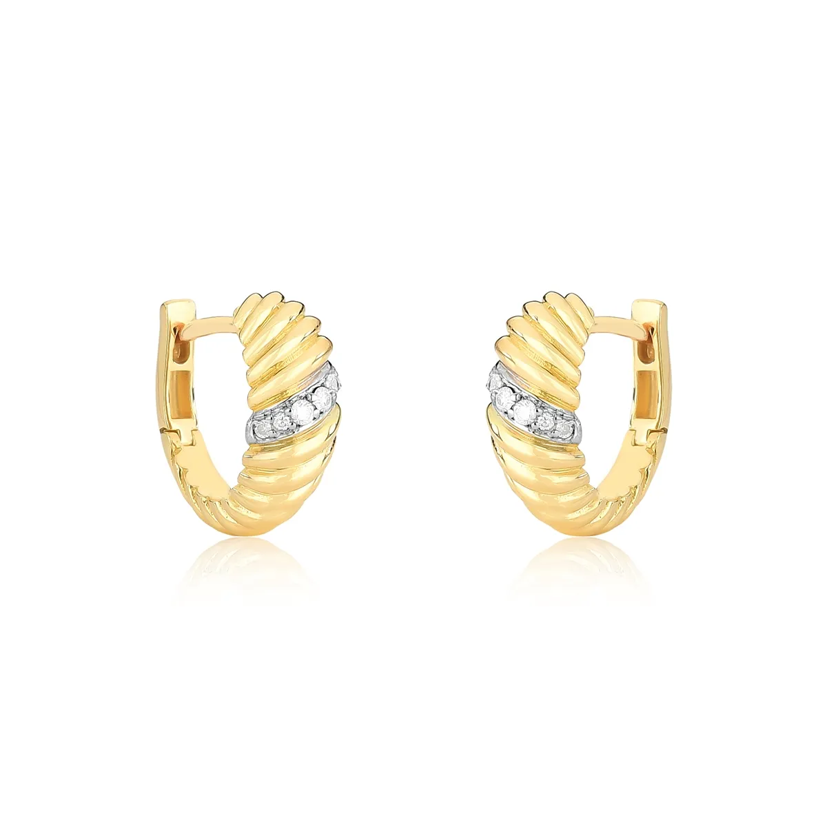 Brinco Ouro 18k meia argola click plissada com Diamantes Coleção Plissé