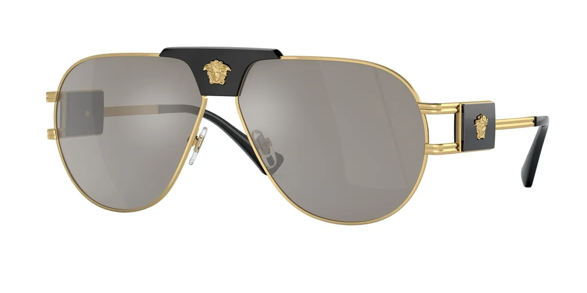 Óculos de Sol Versace 0VE2252 10026G63 Metal Dourado com lentes na cor Fumê Espelhado