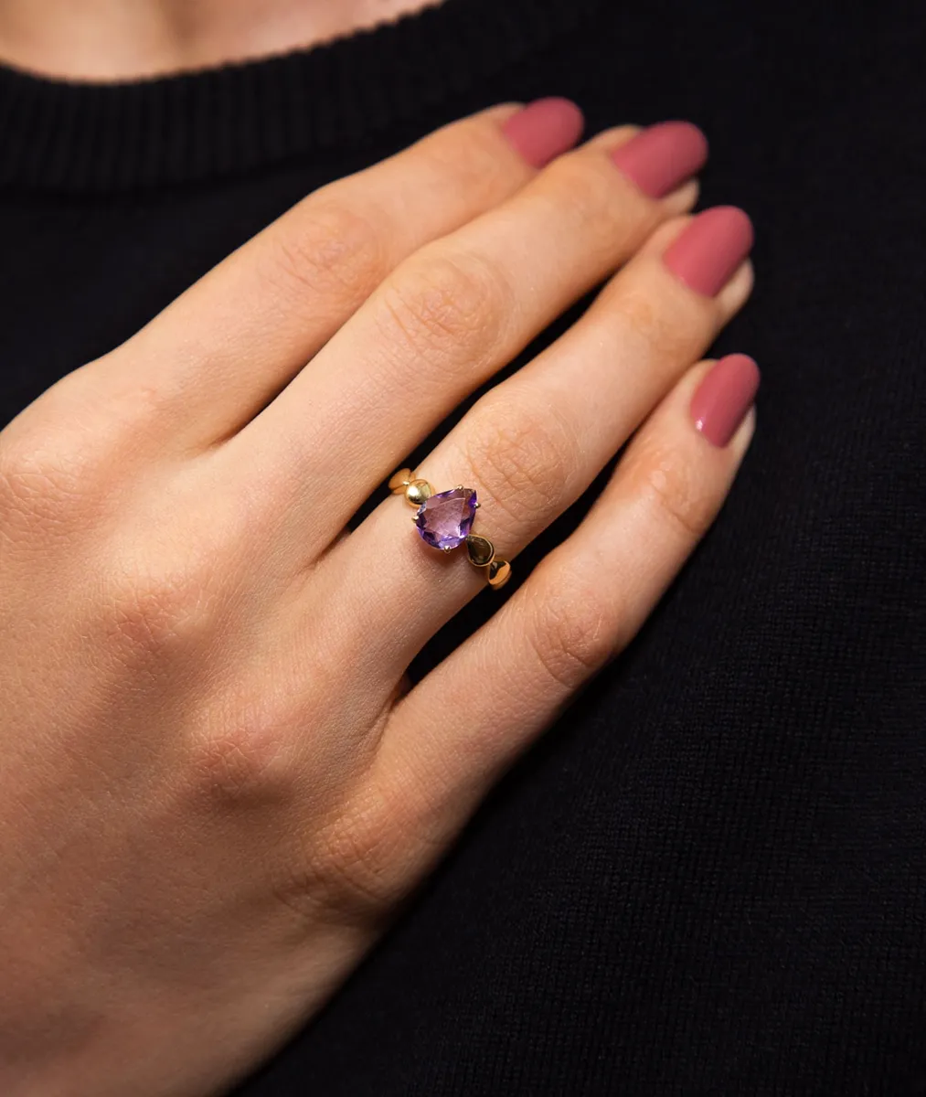 Anel ouro amarelo 18k gotas polidas com gota de Ametista