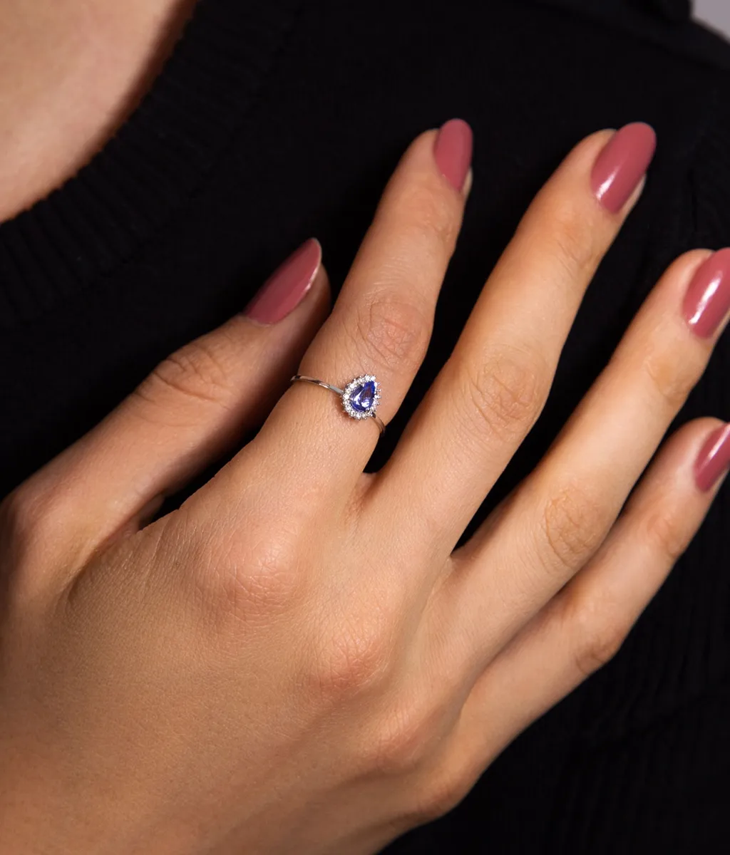 Anel ouro branco 18k gota de Tanzanita com 9pts de Diamantes