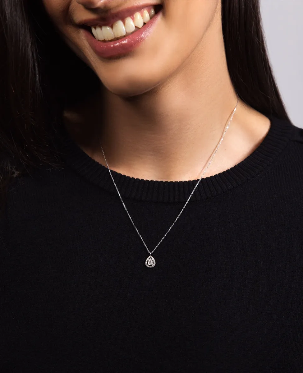 Gargantilha pingente ouro branco 18k gota de 18,7pts de Diamantes