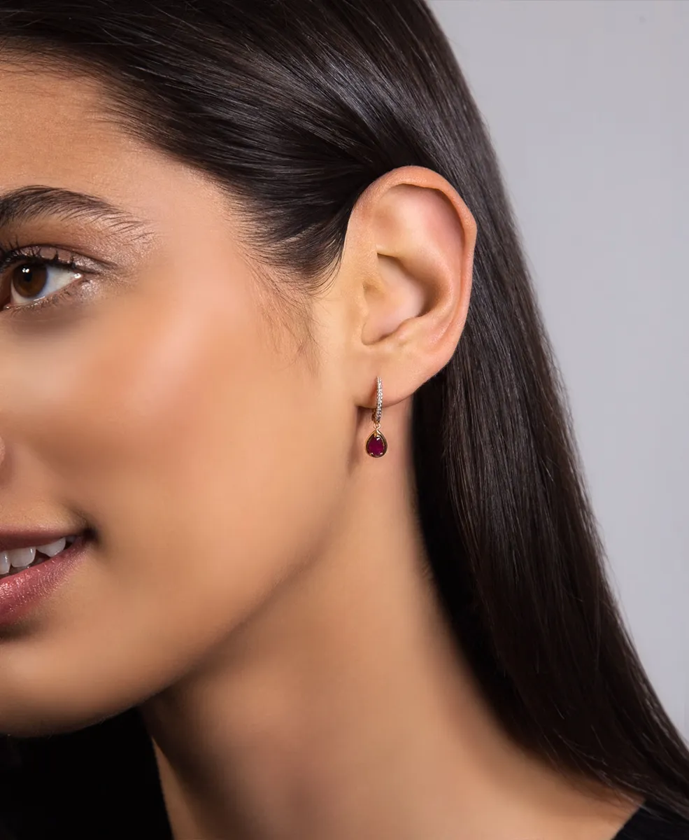 Brinco ouro amarelo 18k argola pingente com Rubi e Diamantes