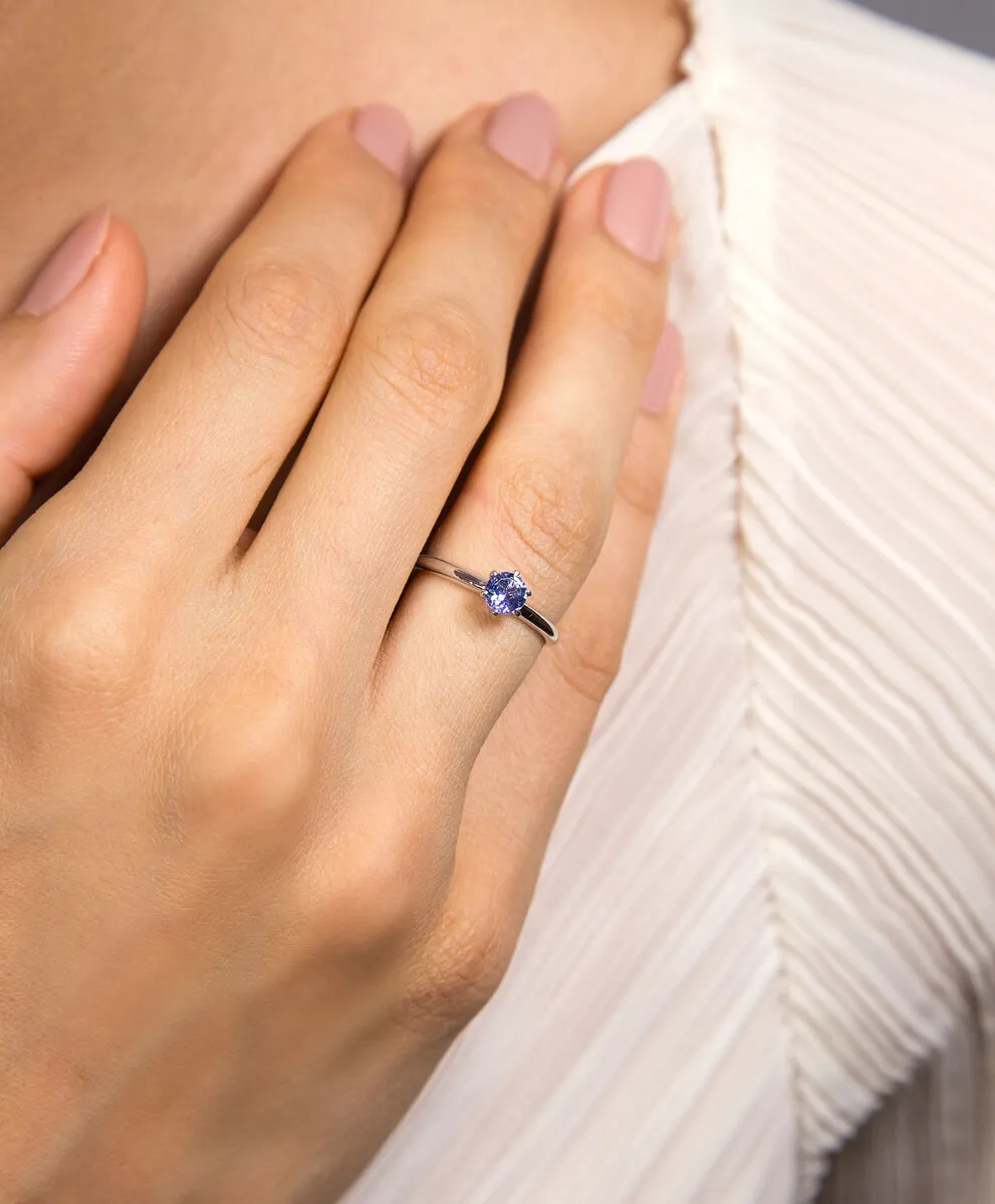 Anel solitário ouro branco 18k gema redonda de Tanzanita