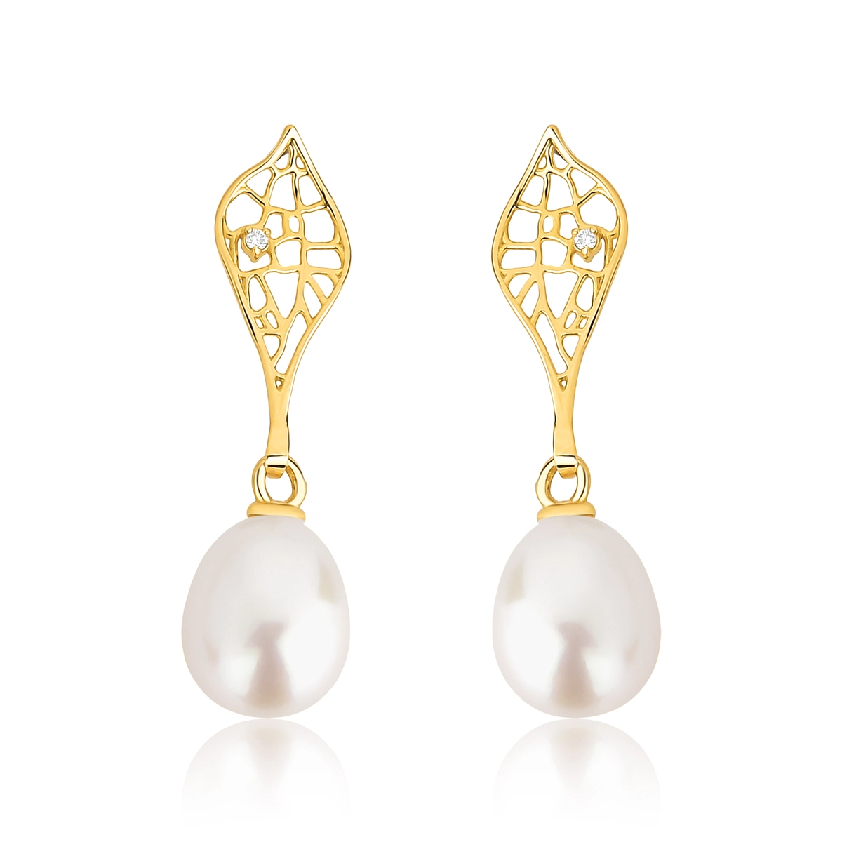 Brinco Rosée folha vazada ouro 18k tramas orgânicas com um Diamante e Pérola