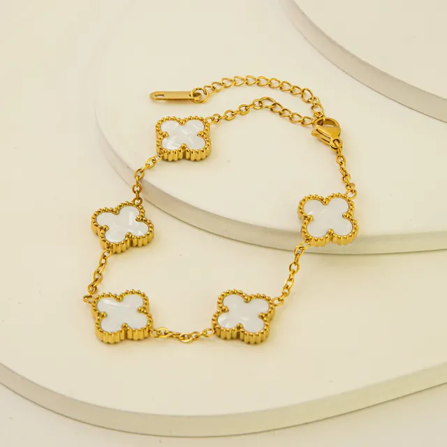 Pulseira Dourada Trevo Madrepérola em Aço Inoxidável