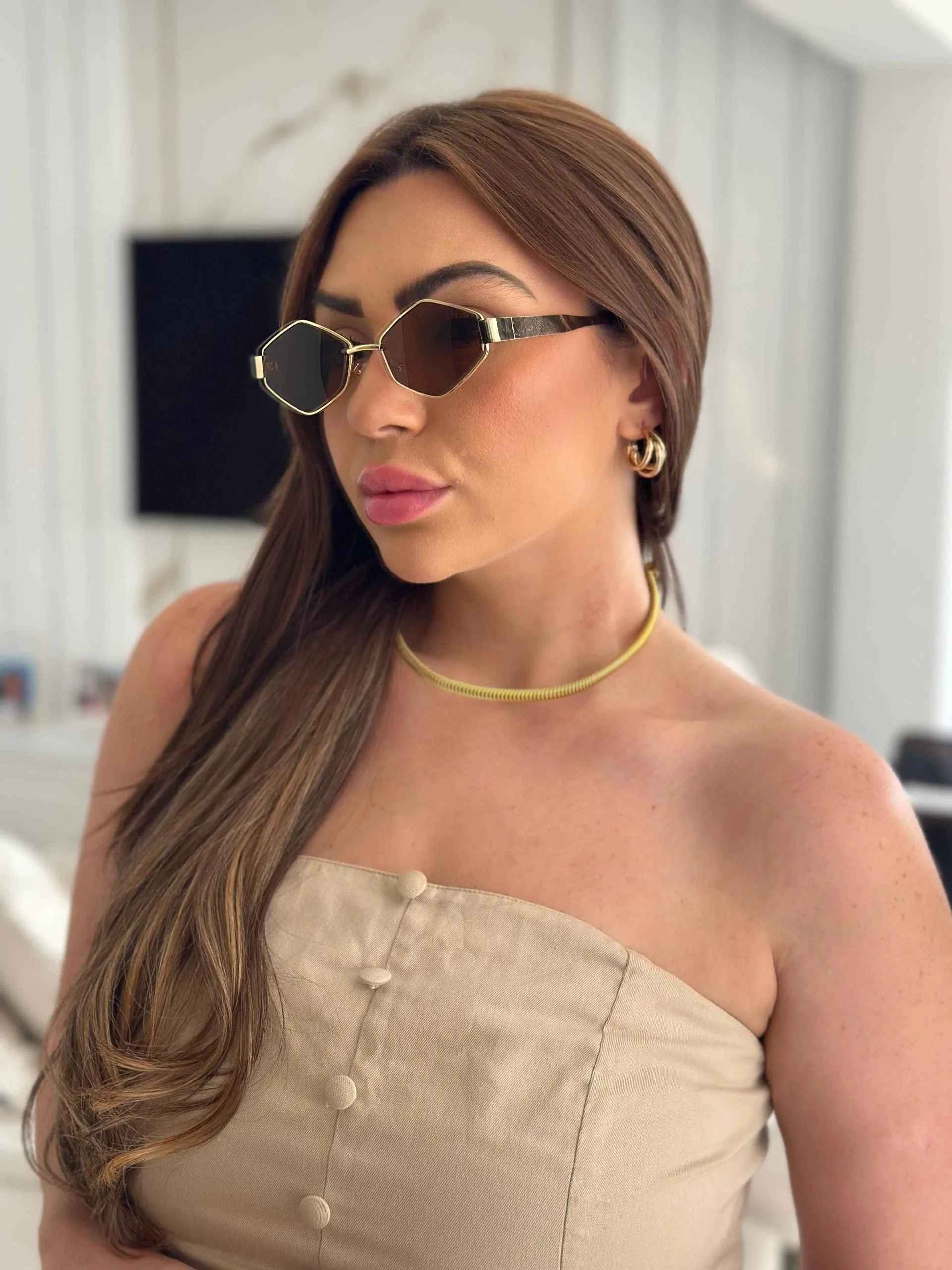 Óculos Jade Armação Dourado e Lente Marrom