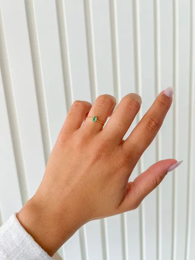 Anel Verde Esmeralda - Dourado