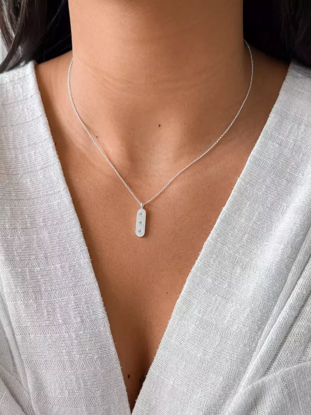 Colar Plaquinha Estrelas - Prata