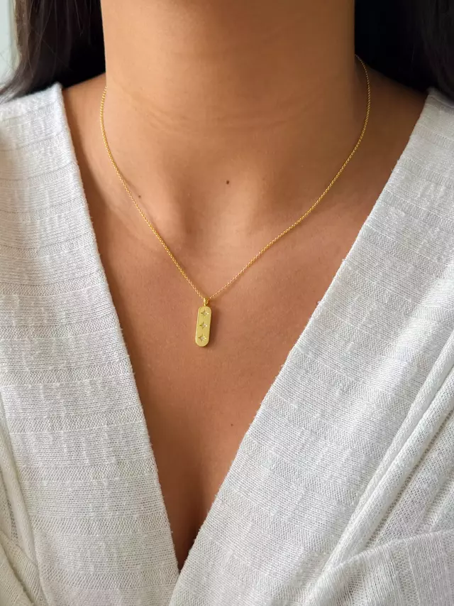 Colar Plaquinha Estrelas - Dourado