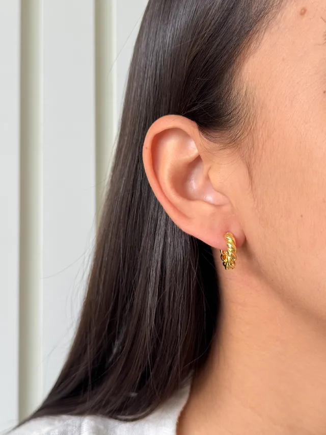 Argola Croissant - Dourada