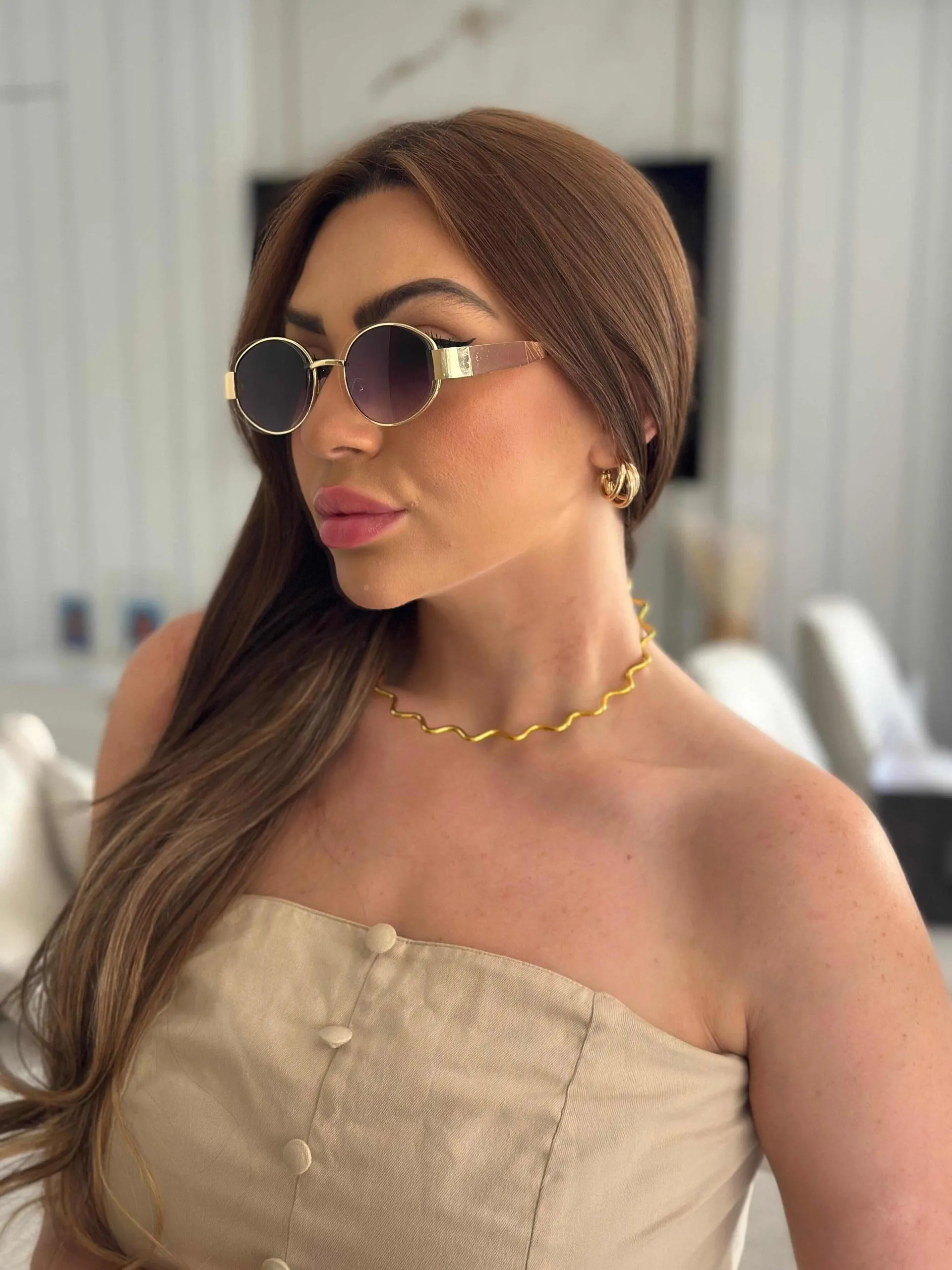 Óculos Débora Armação Dourada Lente Translucida Roxa