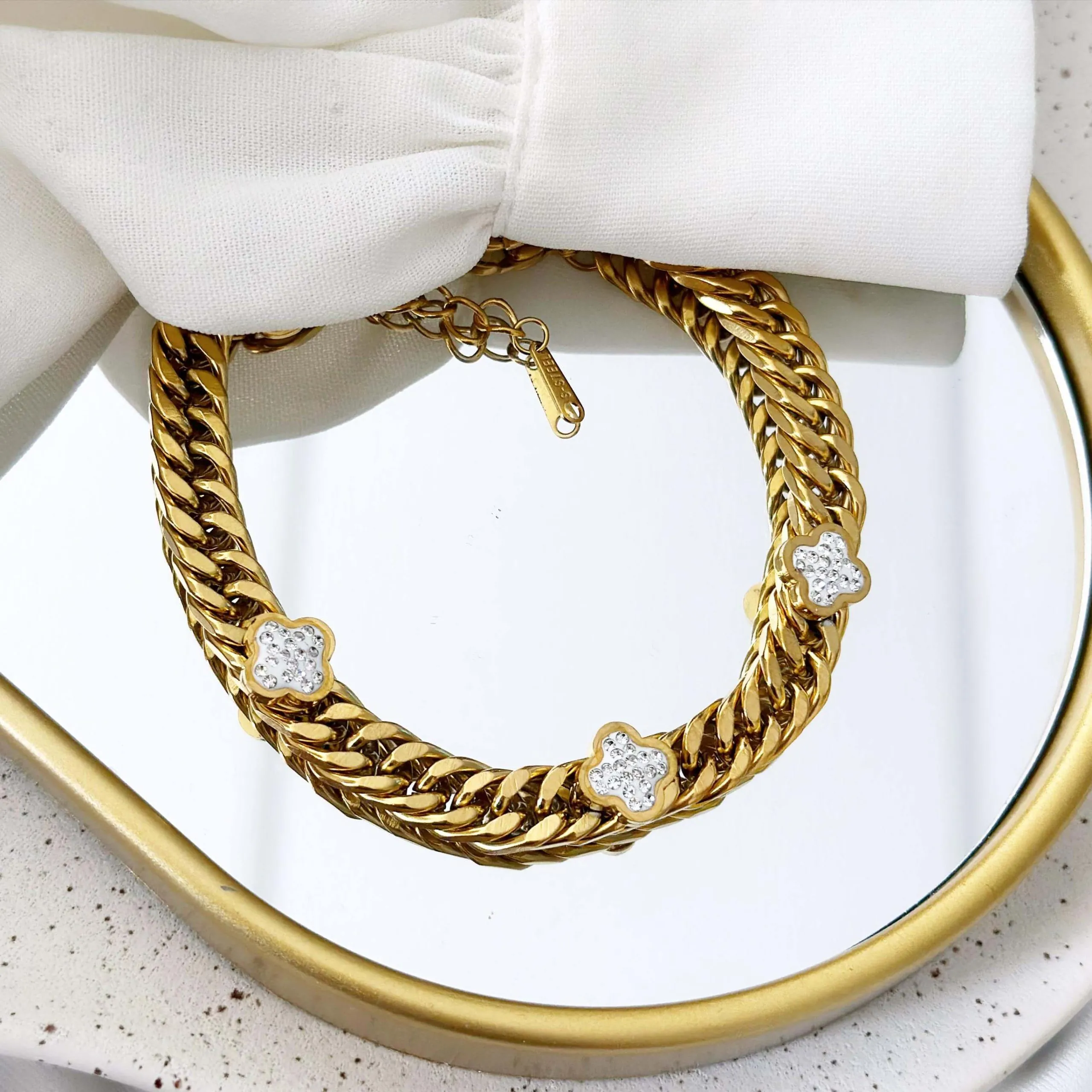 Pulseira Aço Inoxidável Ouro 18K Inspiração Virginia