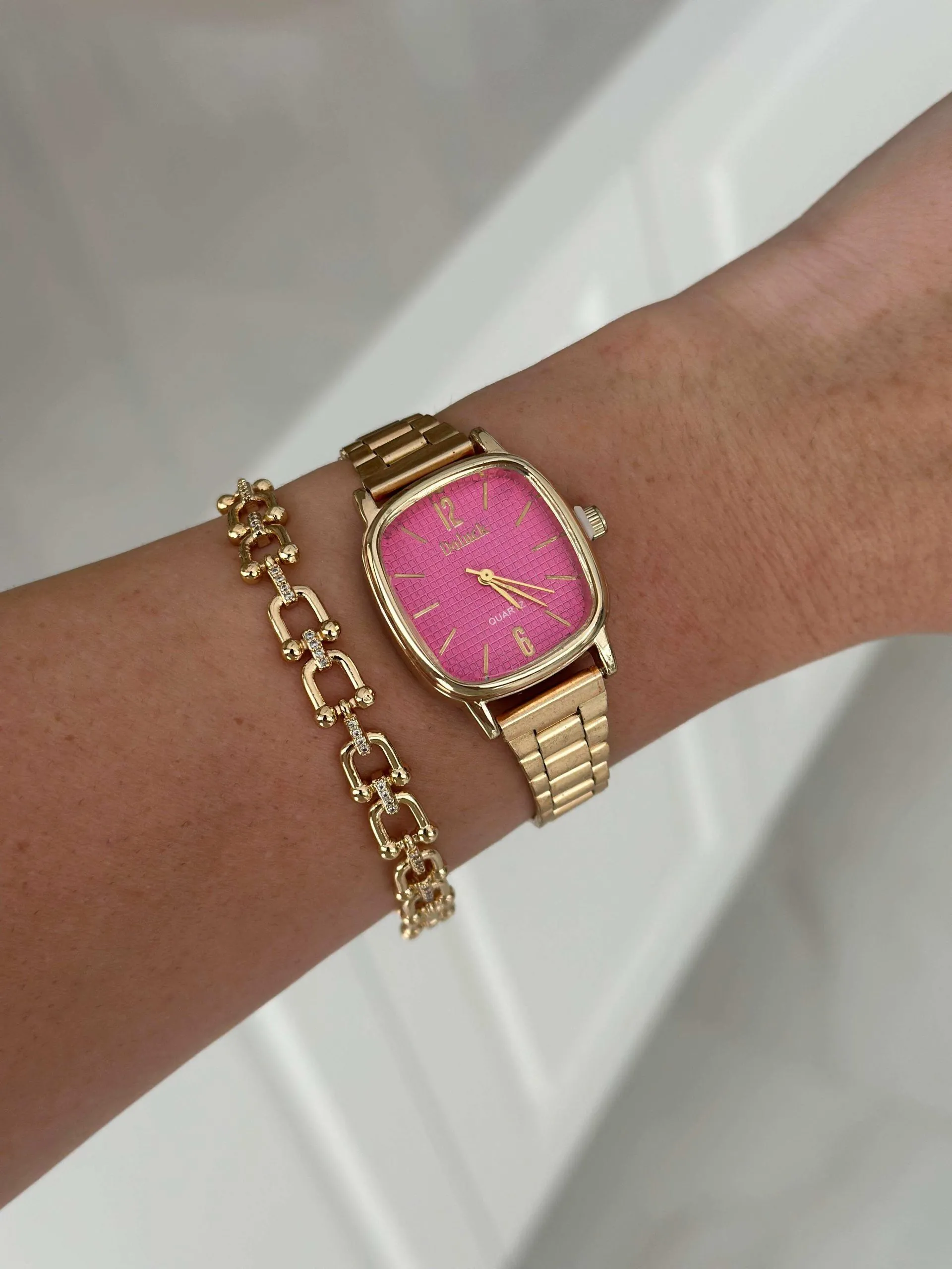 Relógio Aço Inoxidável Fundo Pink Dourado