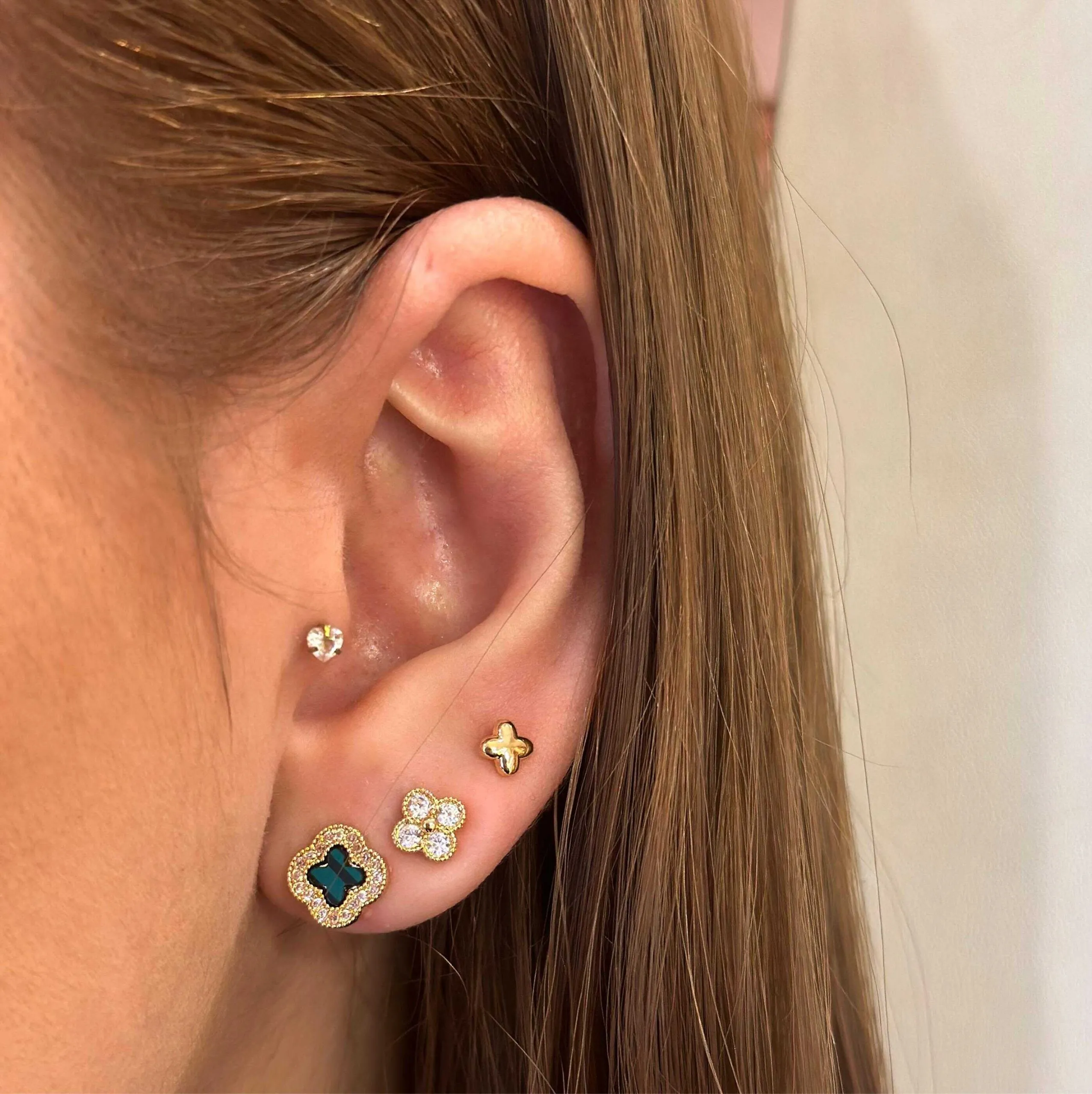 Trio Folheado a Ouro 18K Inspiração Virginia Liso e Cravejado Verde